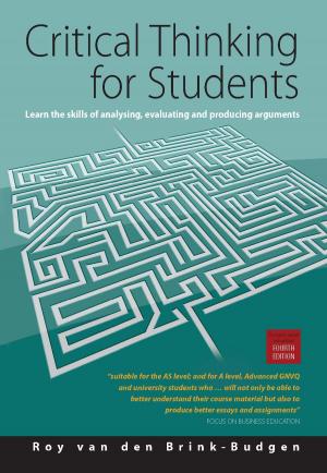 Cover of the book Critical thinking for Students 4th Edition by Terri Nixon