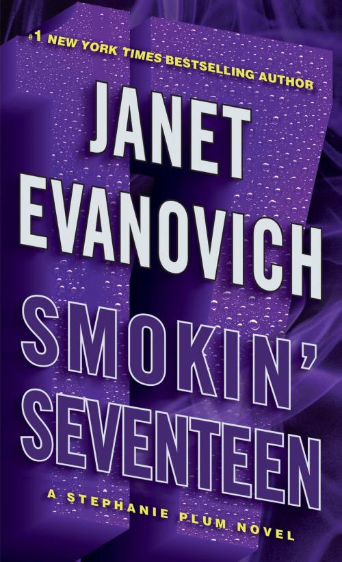 Cover of the book Smokin' Seventeen by Janet Evanovich, Random House Publishing Group