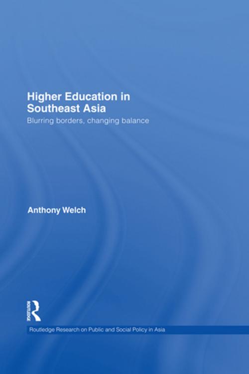 Cover of the book Higher Education in Southeast Asia by Anthony Welch, Taylor and Francis