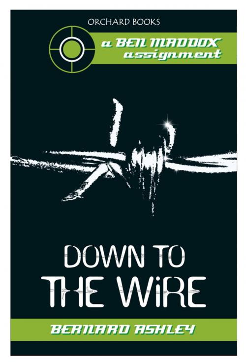 Cover of the book Down To The Wire by Bernard Ashley, Hachette Children's