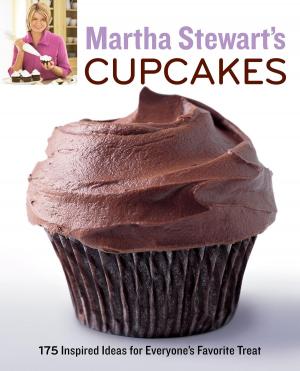 Cover of the book Martha Stewart's Cupcakes by Johnny Iuzzini, Wes Martin