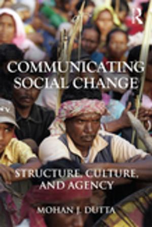 Cover of the book Communicating Social Change by Willem van Winden, Erik Braun, Alexander Otgaar, Jan-Jelle Witte