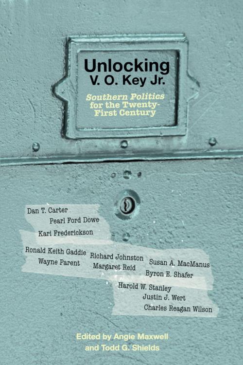 Cover of the book Unlocking V. O. Key Jr. by Angie Maxwell, The University of Arkansas Press
