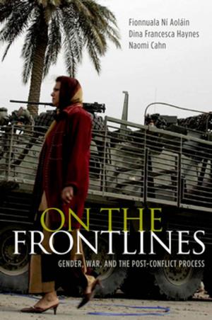 Cover of the book On the Frontlines by Holly Rogers