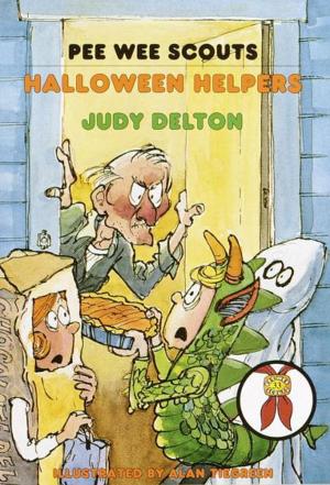Cover of the book Pee Wee Scouts: Halloween Helpers by Rebecca Stead