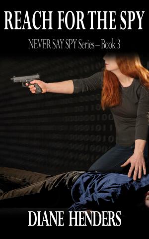 Cover of the book Reach For The Spy by Charlotte MacLeod