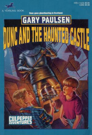 Cover of the book DUNC AND THE HAUNTED CASTLE by Phyllis Reynolds Naylor