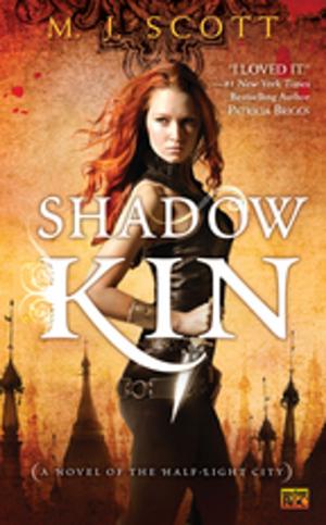 Cover of the book Shadow Kin by Lawrence Kane, Kris Wilder