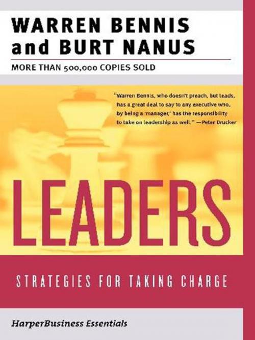 Cover of the book Leaders by Warren G. Bennis, Burt Nanus, HarperBusiness