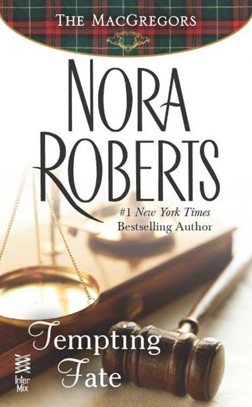 Cover of the book Tempting Fate by Nora Roberts, Penguin Publishing Group