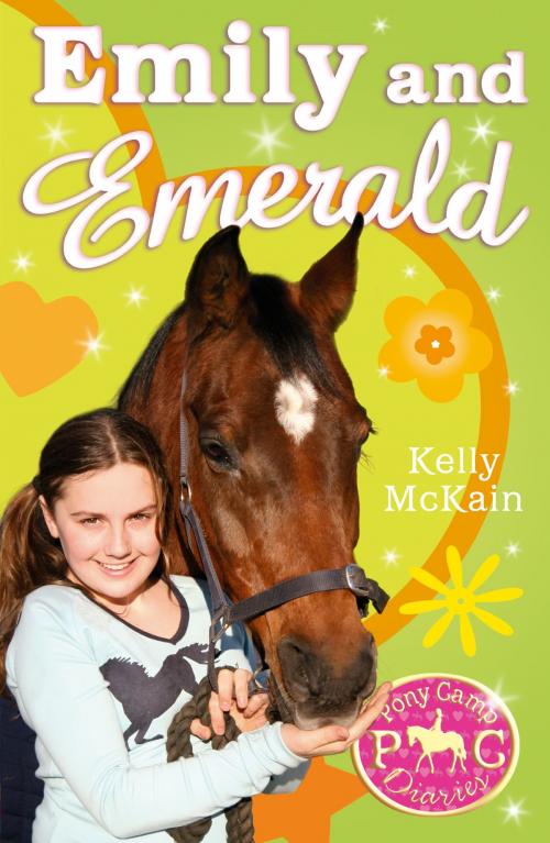 Cover of the book Emily and Emerald by Kelly McKain, Stripes Publishing