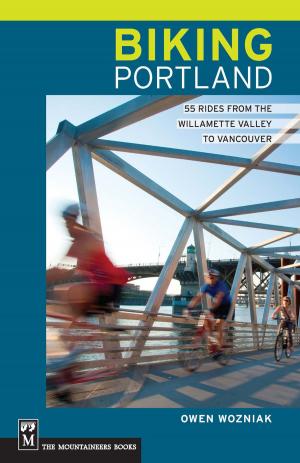 Cover of the book Biking Portland by Matt Danielsson, Krissi Danielsson