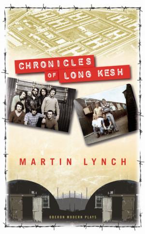 Cover of the book Chronicles of Long Kesh by Michael Morpurgo, Simon Reade