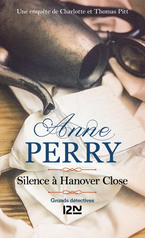 Cover of the book Silence à Hanover Close by Anne PERRY, Univers Poche