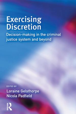 Cover of the book Exercising Discretion by Victor Ehrenberg
