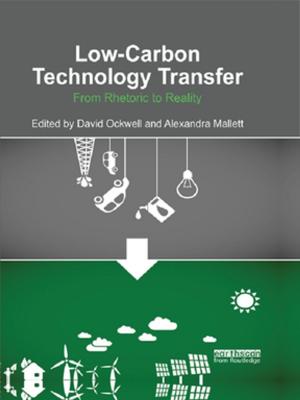Cover of the book Low-carbon Technology Transfer by Michael Hunt