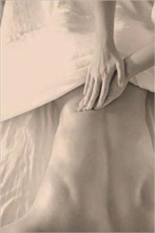 Cover of the book How to Give a Back Massage by Heather Turner, Axel Publishing