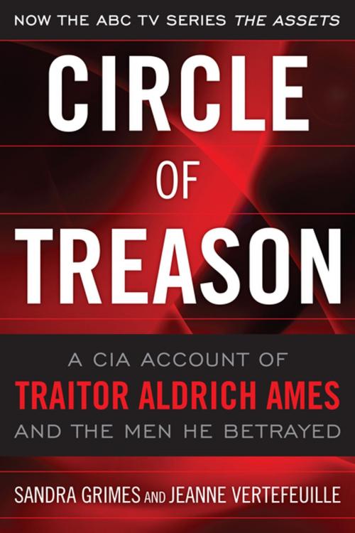 Cover of the book Circle of Treason by Sandra  V. Grimes, Jeanne Vertefeuille, Naval Institute Press