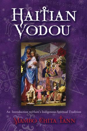 Cover of the book Haitian Vodou : An Introduction to Haiti's Indigenous Spiritual Tradition by Kate Sciandra