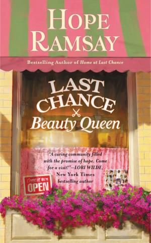 Cover of the book Last Chance Beauty Queen by Roberto Martin, Ellen DeGeneres
