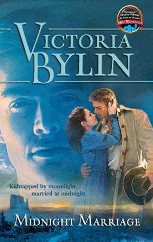 Cover of the book Midnight Marriage by Lynna Banning, Denise Lynn, Lauri Robinson