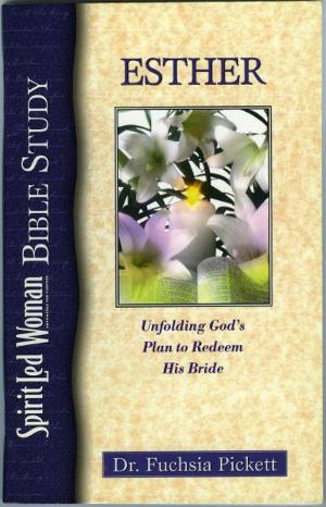 Cover of the book Esther: Unfolding God's Plan to Redeem His Bride by R.T. Kendall