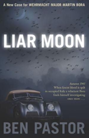 Cover of the book Liar Moon by Paul Thomas