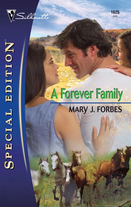 Cover of the book A Forever Family by Mary J. Forbes, Silhouette