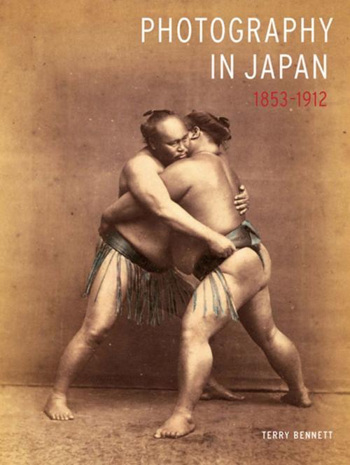 Cover of the book Photography in Japan 1853-1912 by Terry Bennett, Tuttle Publishing
