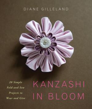 Book cover of Kanzashi in Bloom