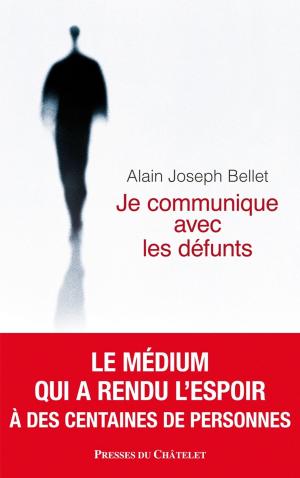 Cover of the book Je communique avec les défunts by Maud Kristen