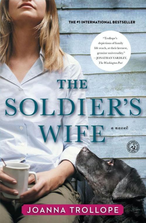 Cover of the book The Soldier's Wife by Joanna Trollope, Simon & Schuster
