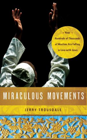 Cover of the book Miraculous Movements by J. Vernon McGee