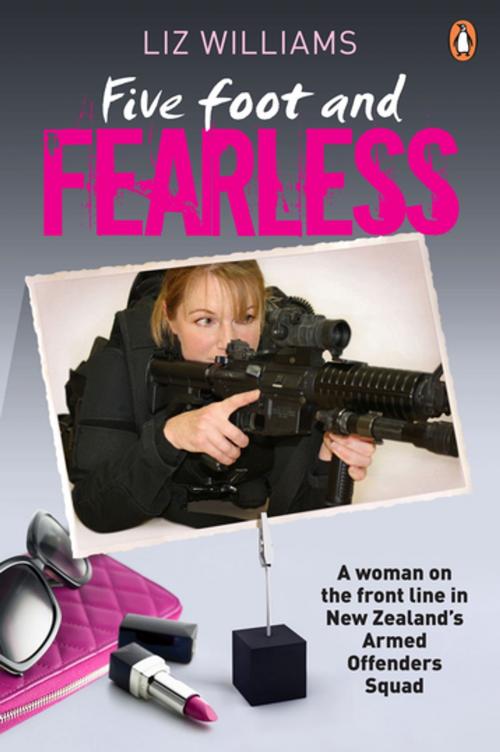 Cover of the book Five Foot And Fearless by Liz Williams, Penguin Books Ltd