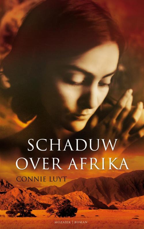 Cover of the book Schaduw over Afrika by Connie Luyt, VBK Media