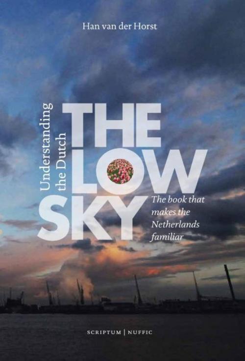 Cover of the book The low sky by Han van der Horst, Scriptum Books