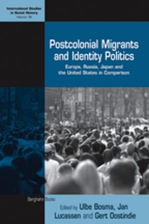 Cover of the book Postcolonial Migrants and Identity Politics by Roger Sansi