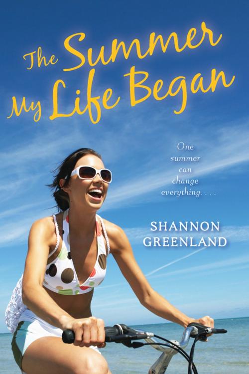 Cover of the book The Summer My Life Began by Shannon Greenland, Penguin Young Readers Group