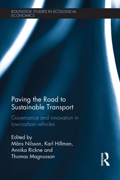 Cover of the book Paving the Road to Sustainable Transport by , Taylor and Francis