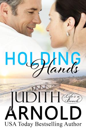 Cover of the book Holding Hands by Judith Arnold