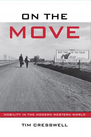 Cover of the book On the Move by Katherine M. Hertlein, Markie L. C. Blumer
