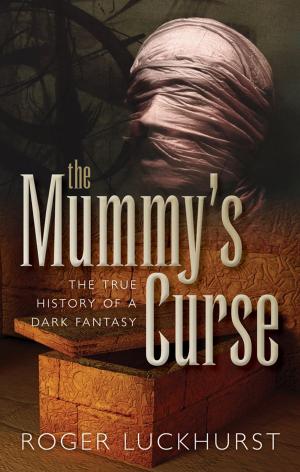Cover of the book The Mummy's Curse by Robin Fiddian