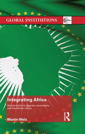 Cover of the book Integrating Africa by Nima Mersadi Tabari