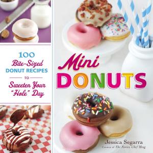 Cover of the book Mini Donuts by Diane Gow McDilda
