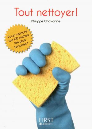 Cover of the book Petit Livre de - Tout nettoyer by Odile CHABRILLAC
