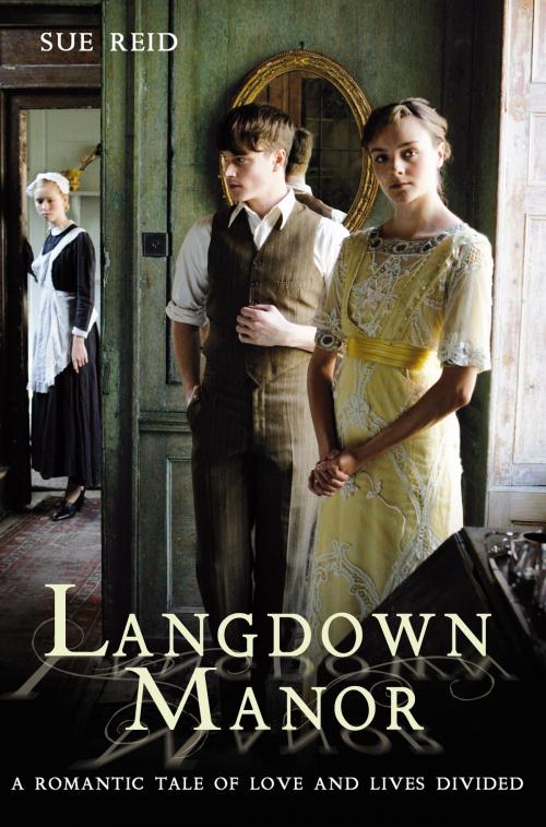 Cover of the book Langdown Manor by Sue Reid, Scholastic UK