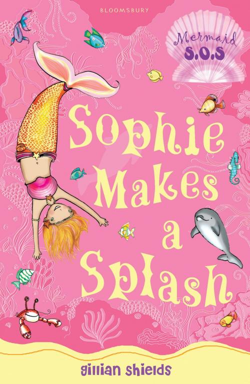 Cover of the book Sophie Makes a Splash by Ms Gillian Shields, Bloomsbury Publishing