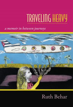 Cover of the book Traveling Heavy by Stanley Fish, Fredric Jameson, Slavoj Zizek