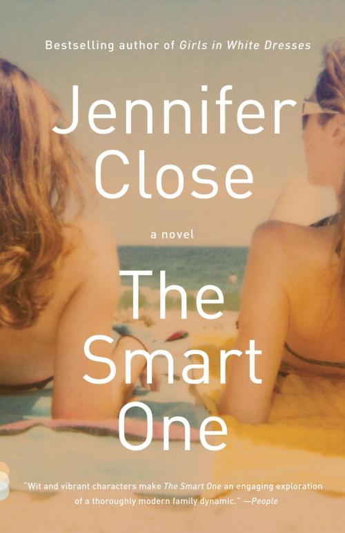 Cover of the book The Smart One by Jennifer Close, Knopf Doubleday Publishing Group
