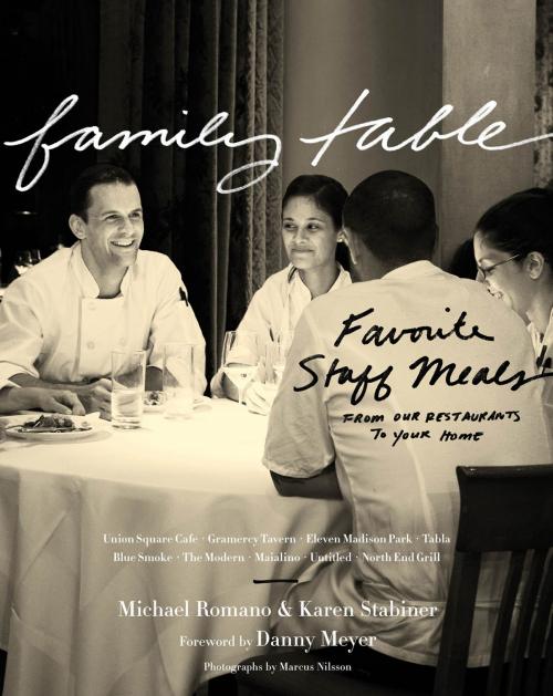 Cover of the book Family Table by Michael Romano, Karen Stabiner, HMH Books